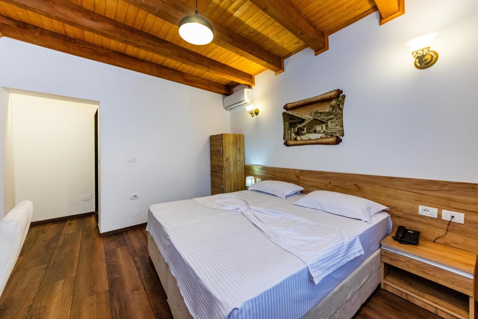 Hotel Grandpa'S House Bahçallëk المظهر الخارجي الصورة