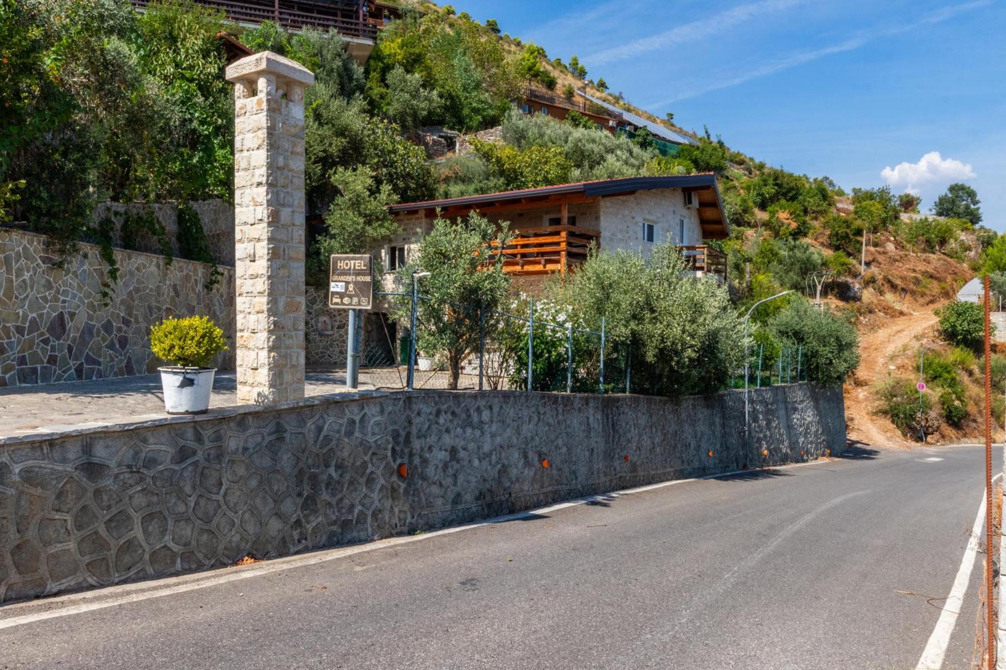 Hotel Grandpa'S House Bahçallëk المظهر الخارجي الصورة