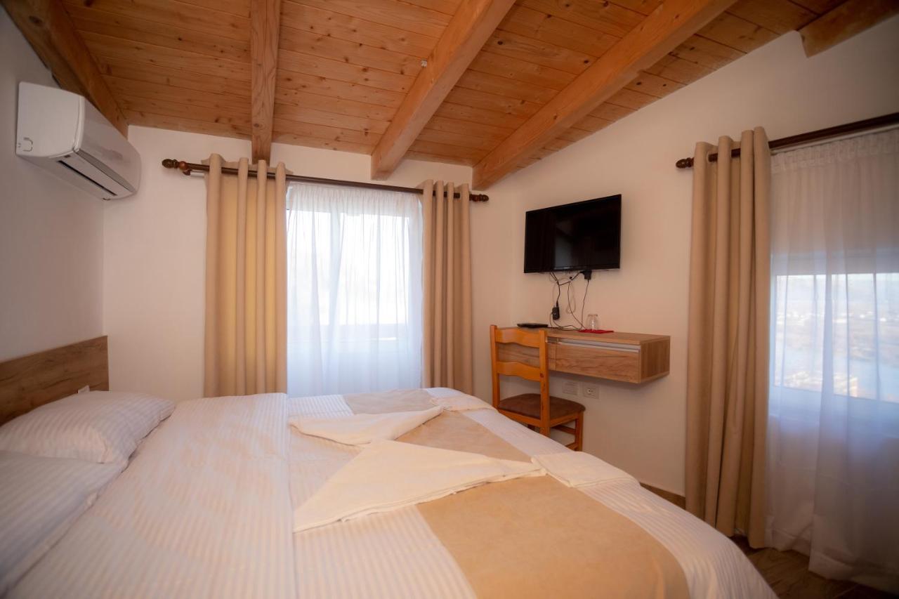 Hotel Grandpa'S House Bahçallëk المظهر الخارجي الصورة